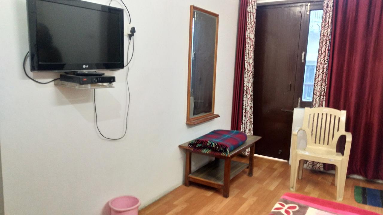 Ishan Paying Guest House Varanasi Ngoại thất bức ảnh