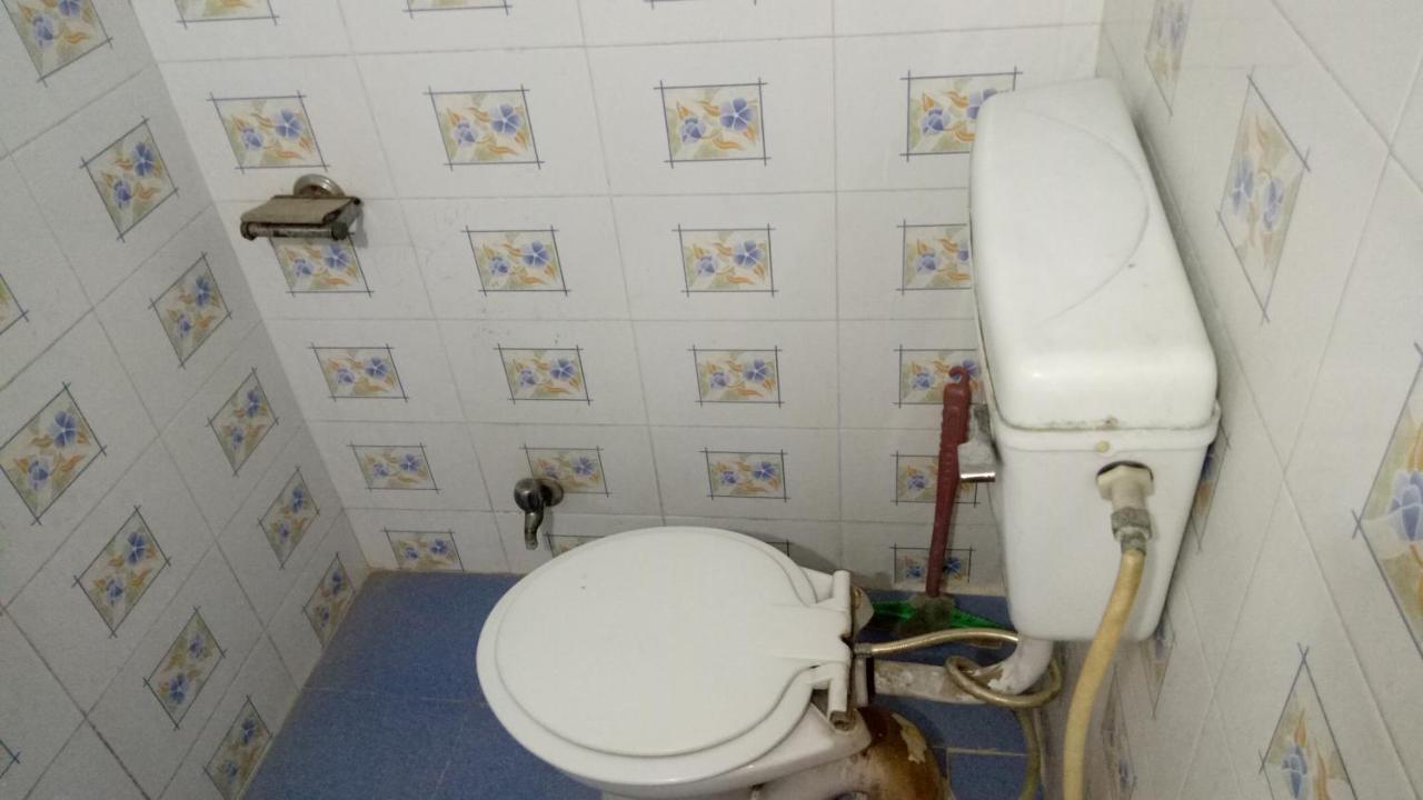 Ishan Paying Guest House Varanasi Ngoại thất bức ảnh