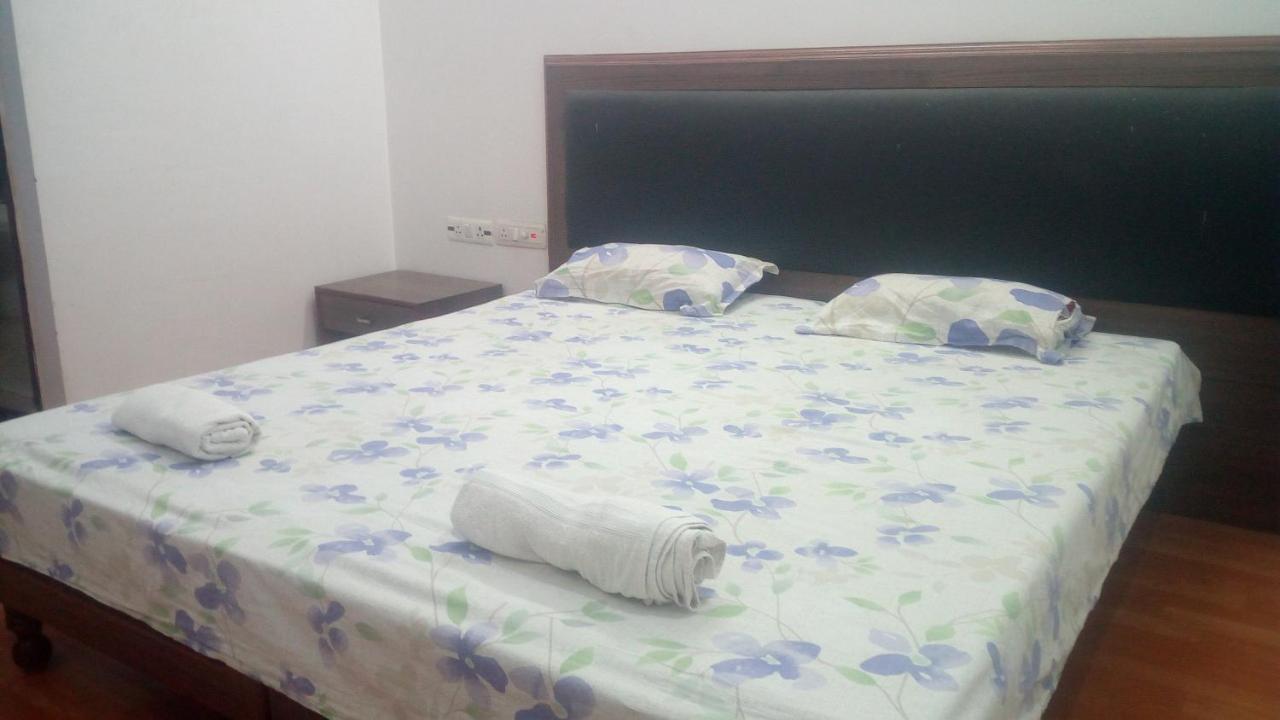 Ishan Paying Guest House Varanasi Ngoại thất bức ảnh